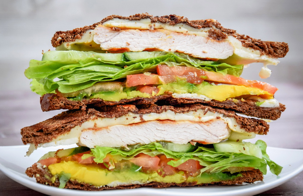 Турецкий сэндвич на гриле-подача